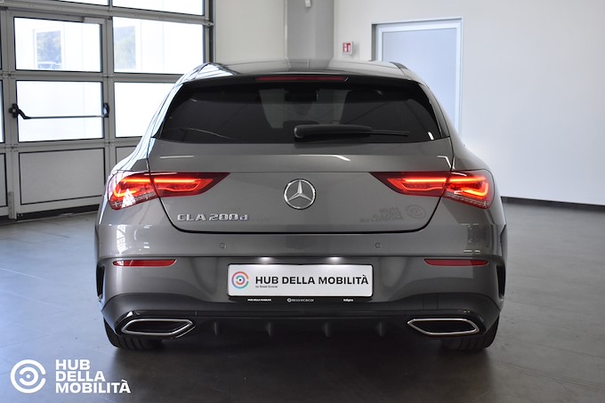 MERCEDES-BENZ CLA 200 d Automatic Shooting Brake Premium
